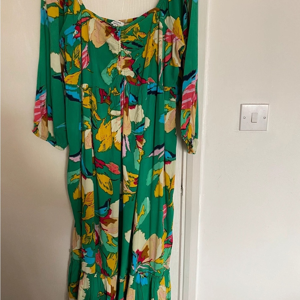 Floral Green Dress with Multicolor Accents